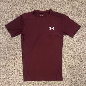 Under Armour Burgundy Heat Gear Short Sleeve